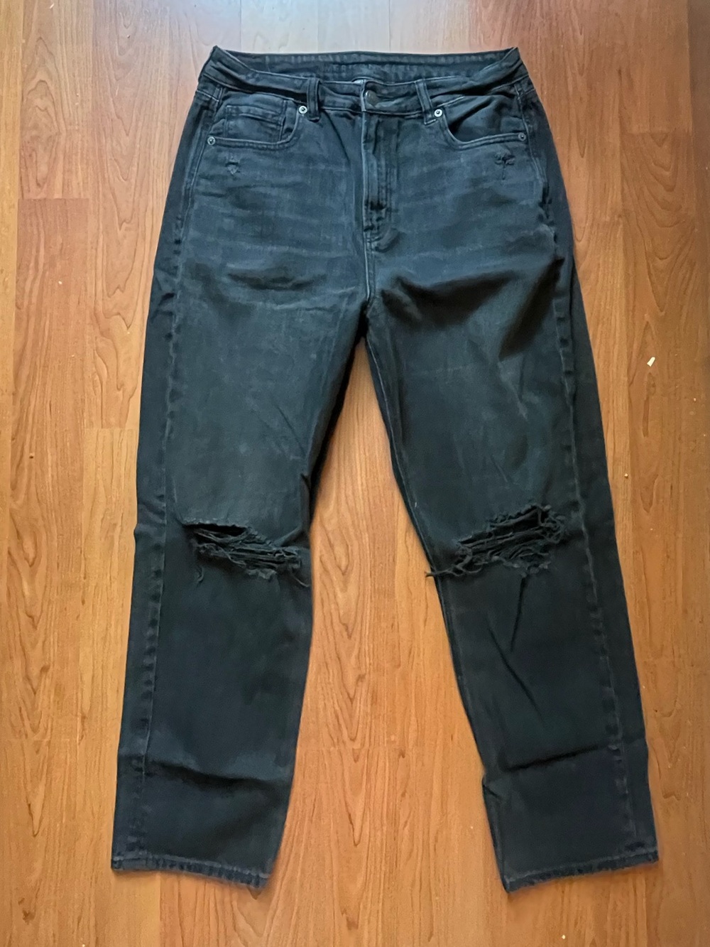 AE black mom straight Jean